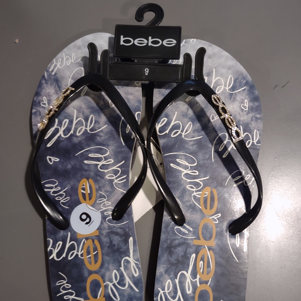 Bebe flipflops